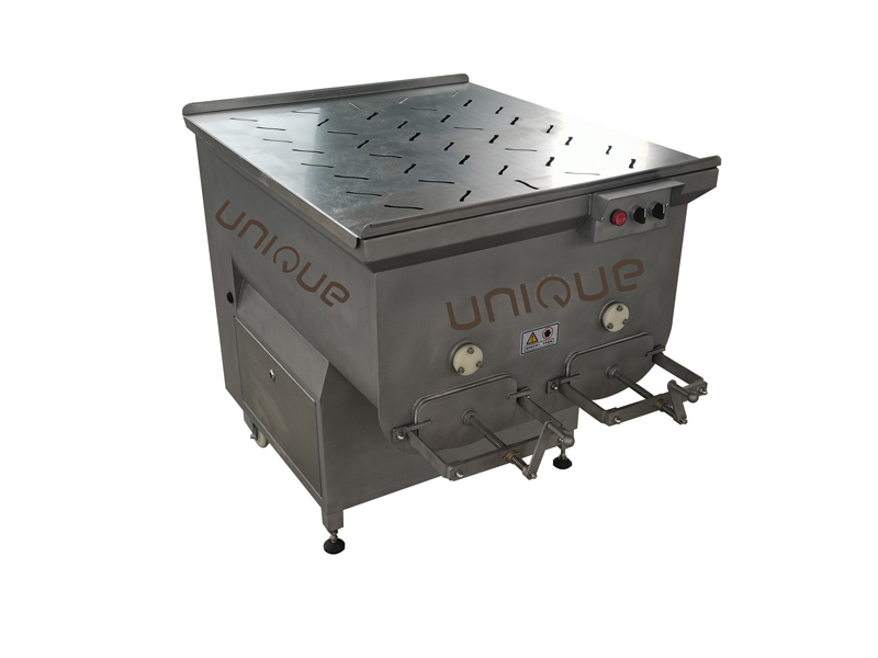 Stuffing mixing machine