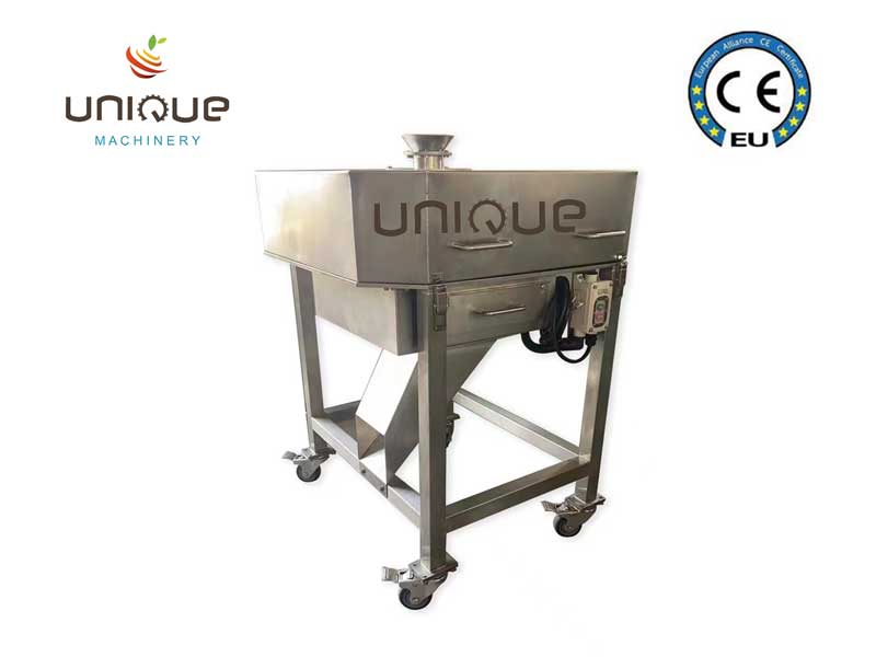 Wedge cutting machine